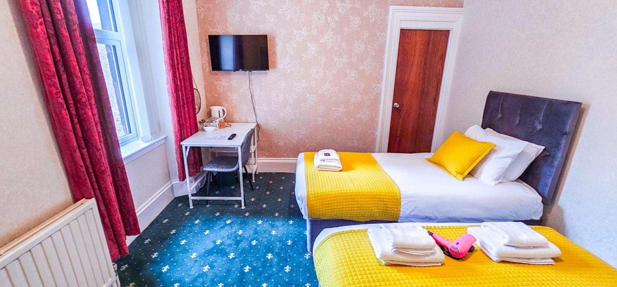 Mystayinn Abermar Guest House Inverness Extérieur photo