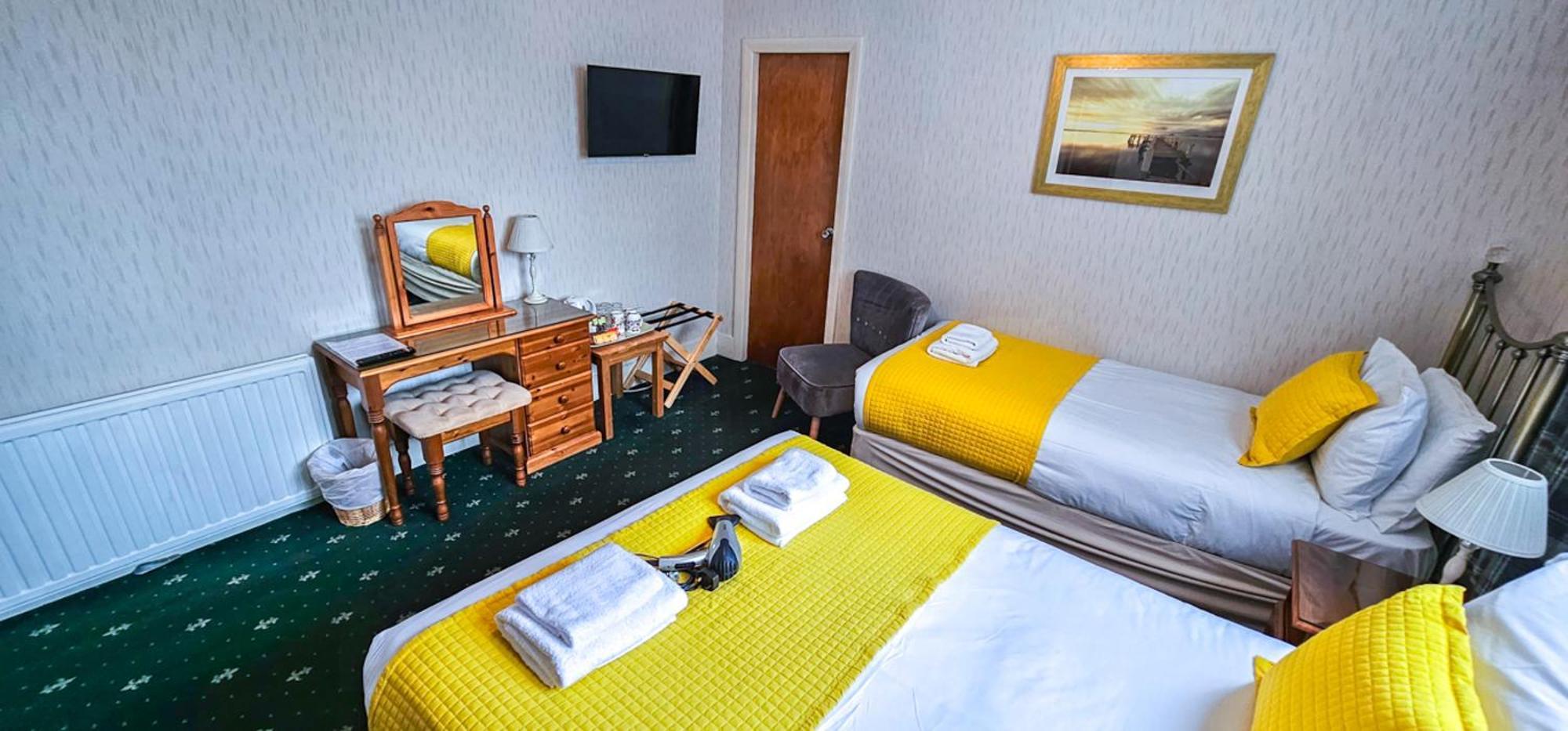 Mystayinn Abermar Guest House Inverness Extérieur photo